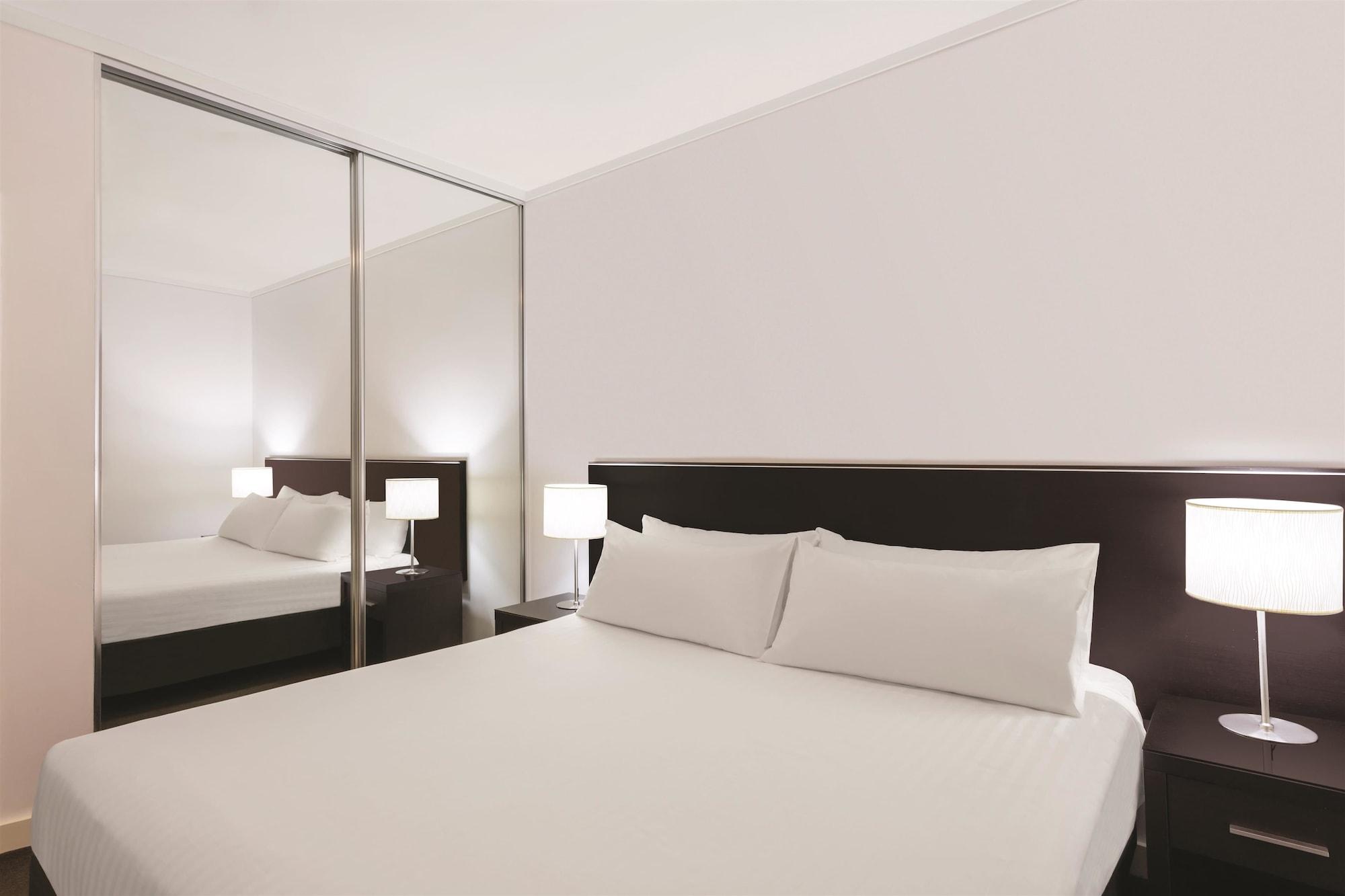 เอดินา อพาร์ตเมนต์ โฮเต็ล เพิร์ธ บาร์รัค พลาซา Aparthotel เพิร์ท ภายนอก รูปภาพ