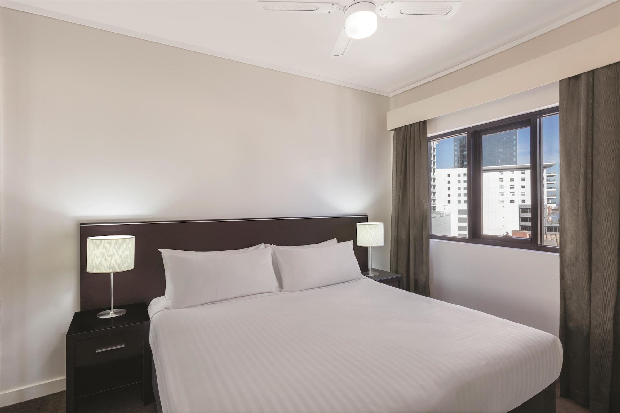 เอดินา อพาร์ตเมนต์ โฮเต็ล เพิร์ธ บาร์รัค พลาซา Aparthotel เพิร์ท ภายนอก รูปภาพ